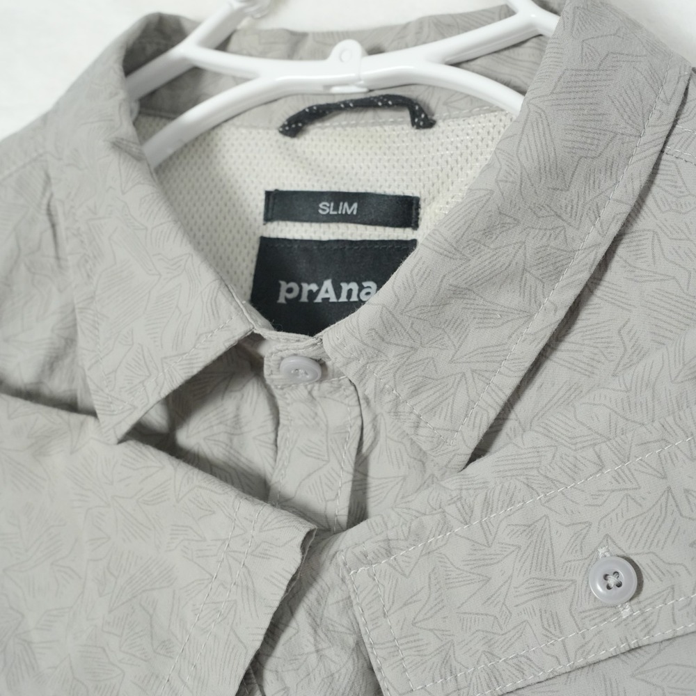 PrAna‎ Button Shirt Men's Large Slim Sutherlin Range Fishing Vented Mountain AOP
